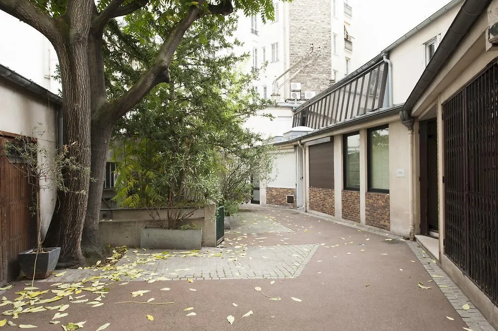 Pick A Flat - Champs Elysees / Niel Apartment Παρίσι